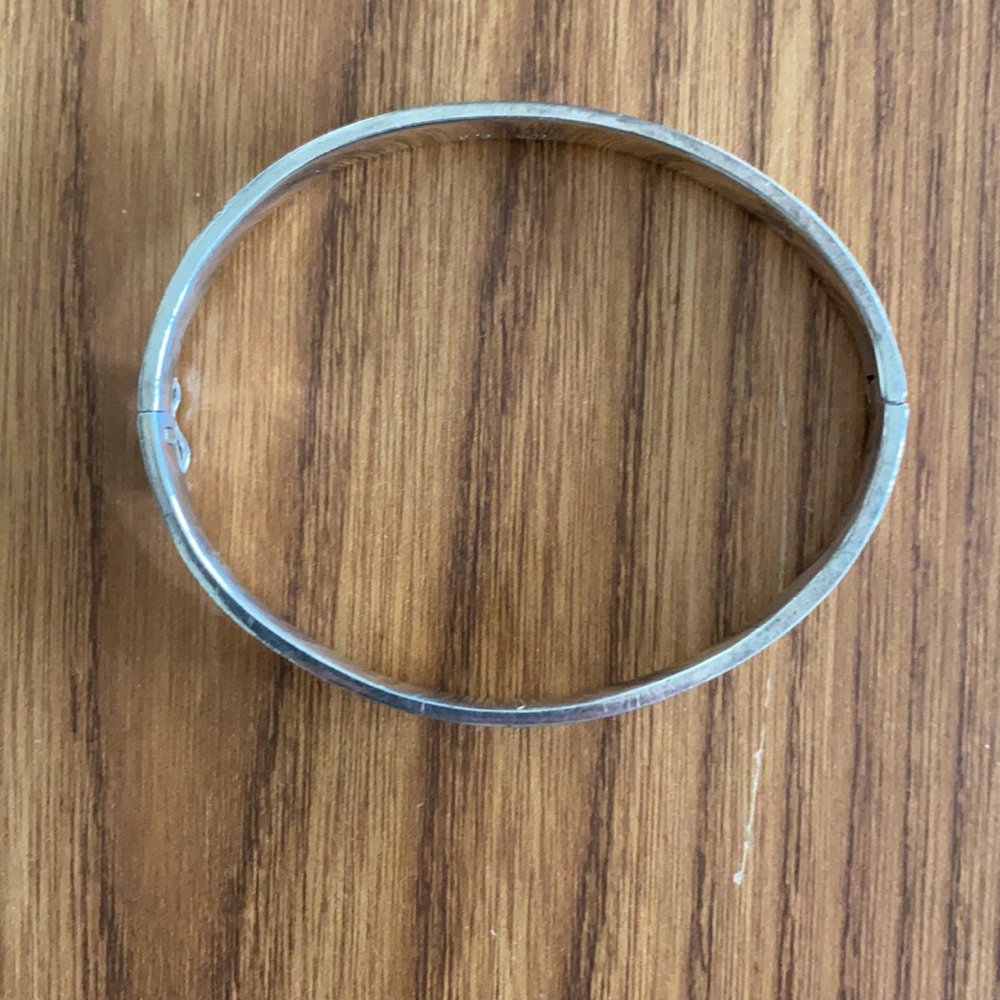 Carolee Sentiment Bangle - Picture 7 of 7